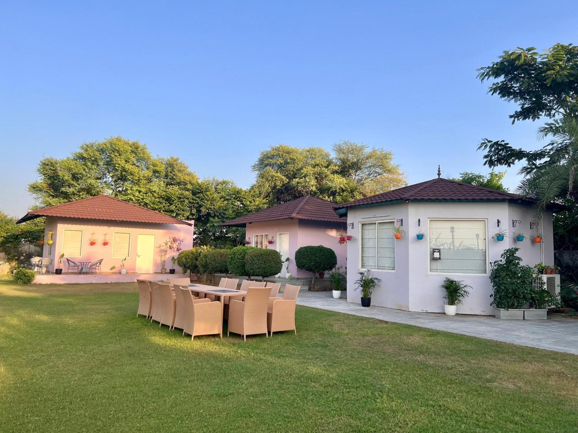 Gazibo Elegant Farm Stay With Swimming Pool Jaipur Exterior foto